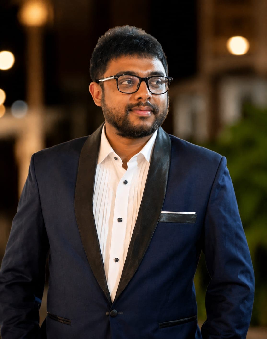 Sakar — Responsible Tour Director